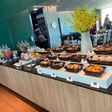 Flat 10 Andar Hotel Costa Mar Acesso Direto Praia ジャボアタン・ドス・グアララペス エクステリア 写真